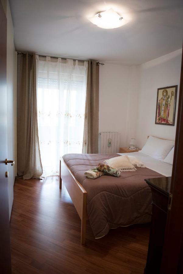 Casa Menhir Aet Apartment Bari Exterior photo